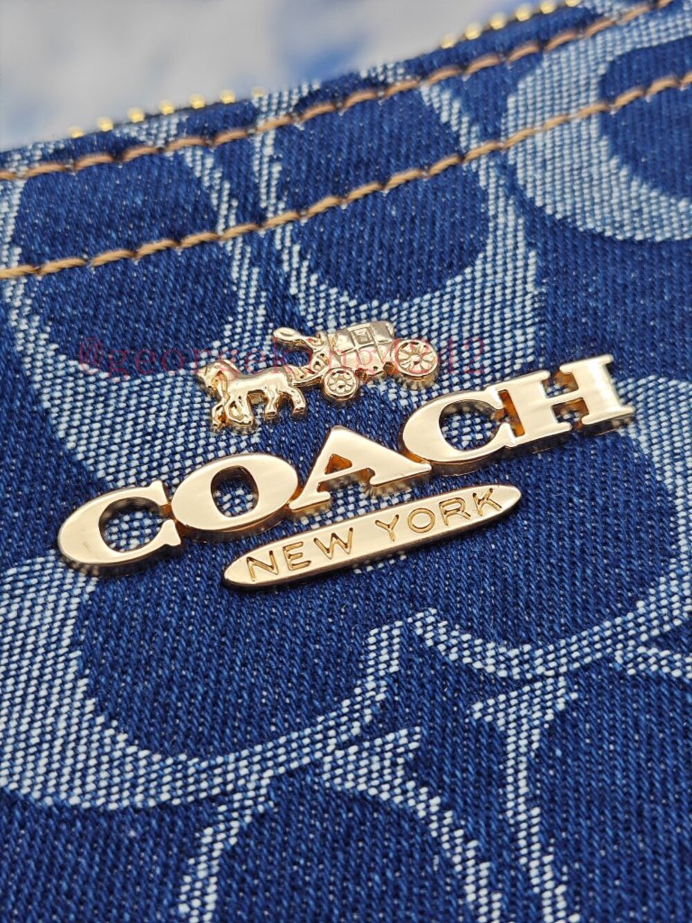 Coach Teri Shoulder Bag In Signature Denim - Picture 5 of 12